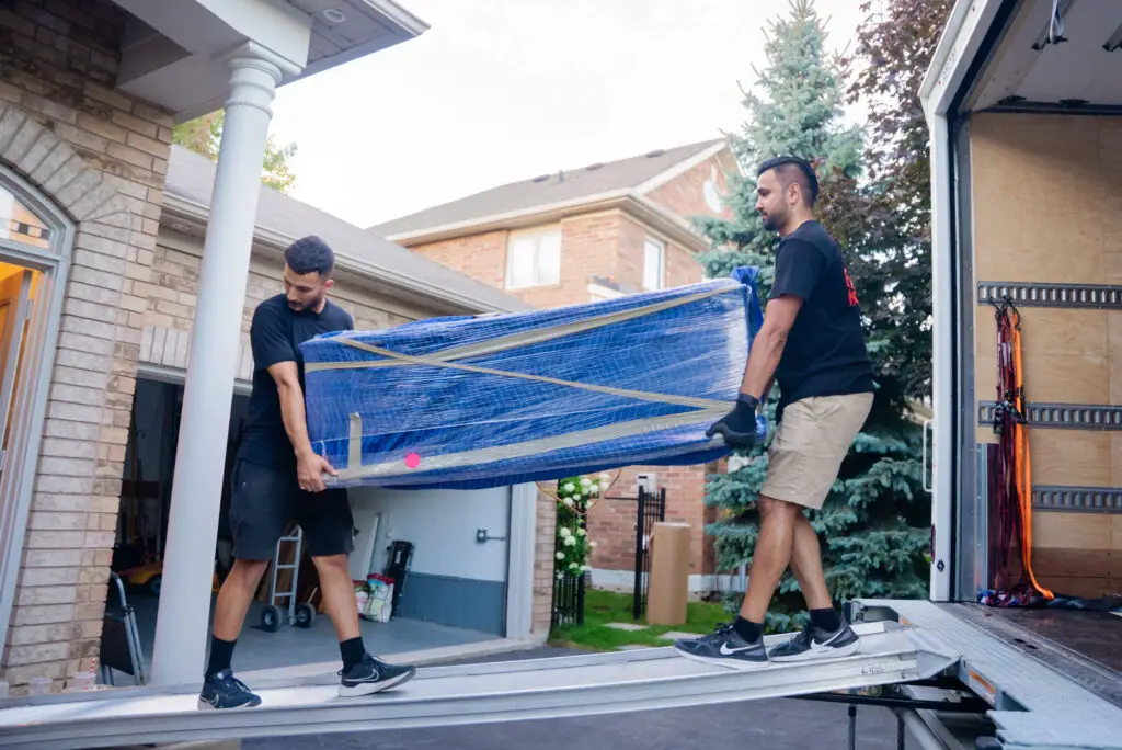 Residential Movers Mississauga | Flash Moving